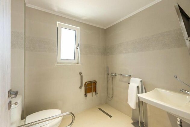 Cyano Hotel - Photo4