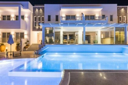 Cyano Hotel