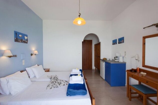 Flisvos Rooms - Photo4