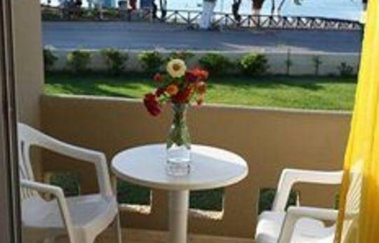 Galini Beach - Photo2