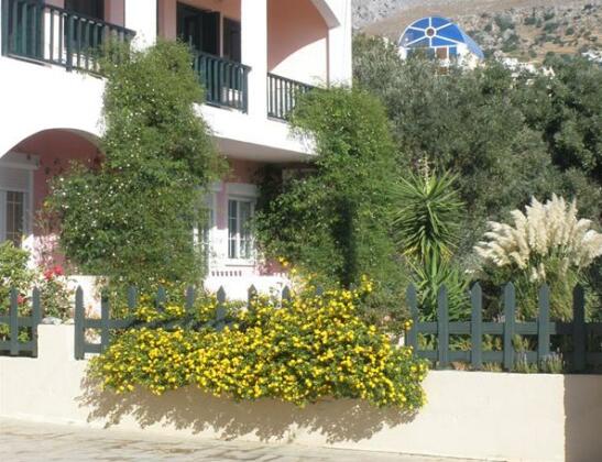 Livadi Apartments - Photo2