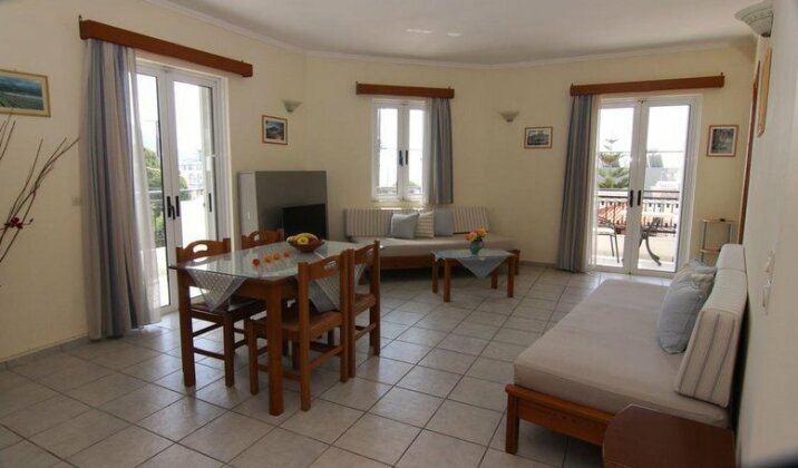 Medusa Studio & Apartments - Photo4