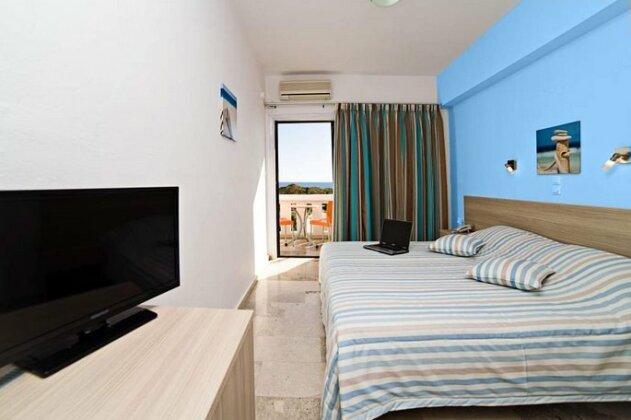 Myrtis Hotel - Photo2