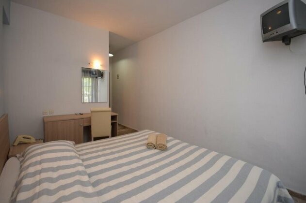 Myrtis Hotel - Photo3
