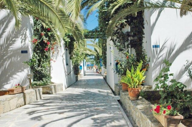 Galeana Beach Hotel - Photo4