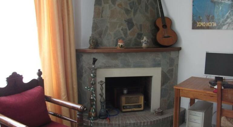 Julia Apartments - Photo2