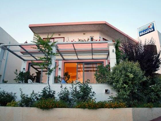 Apollon Studios & Apartments - Photo4