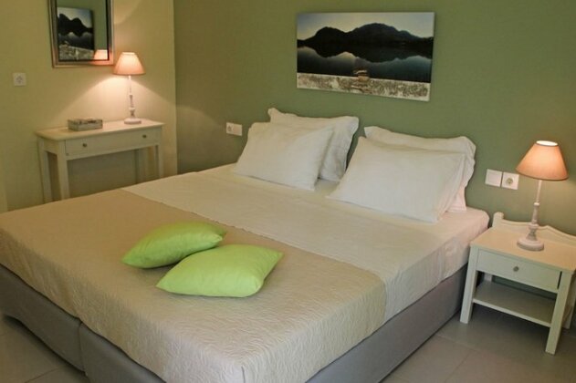 Effi Apartments - Photo4