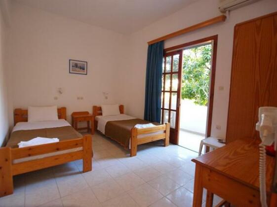 Irini Apartments Platanias - Photo4