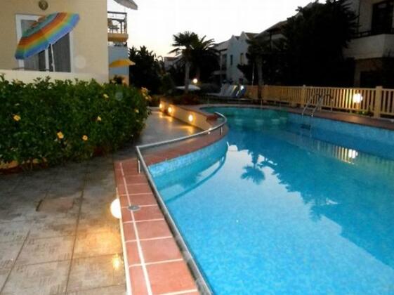 Labrinos Apartments - Photo5