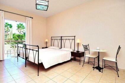 Lambrinos suites