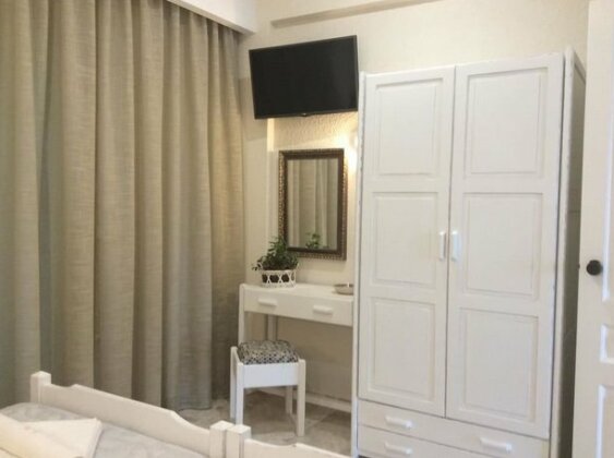 Maria Suites - Photo4