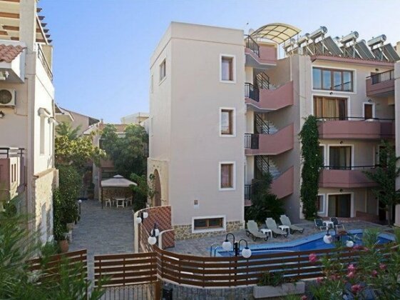 Medusa Hotel Apartments - Photo2