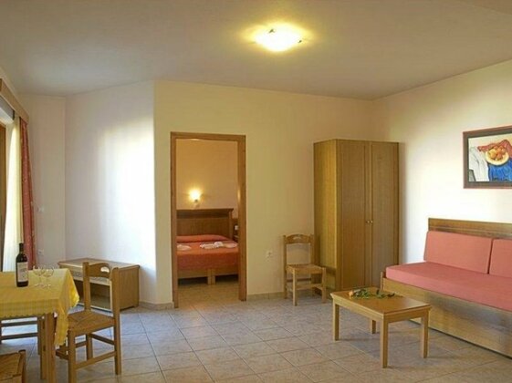 Medusa Hotel Apartments - Photo4