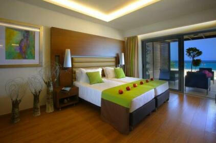 Minoa Palace Resort & Spa