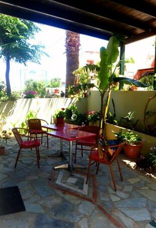 Miramare Apartments - Photo4