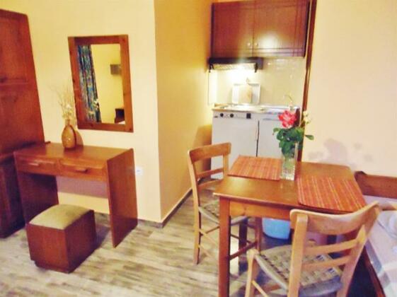 Miramare Apartments - Photo5