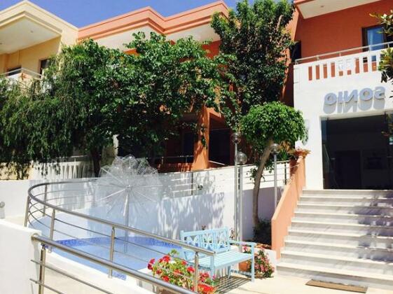Sonio Beach Apartments - Photo2
