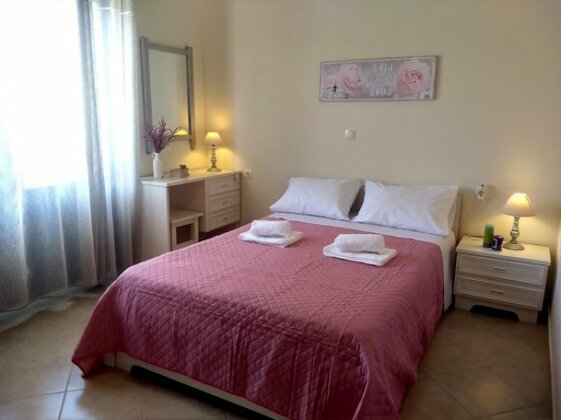 Traditional Cycladic Vacation Home - Photo2