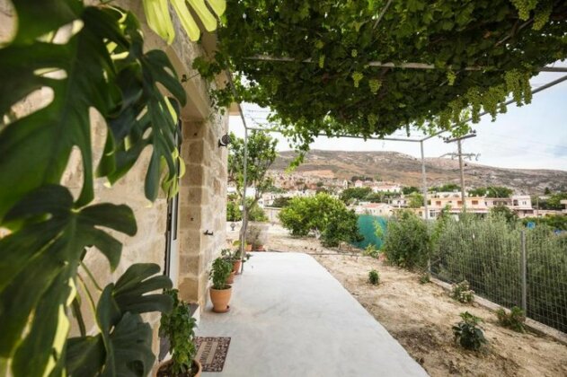Margarita's Stone House - Photo5