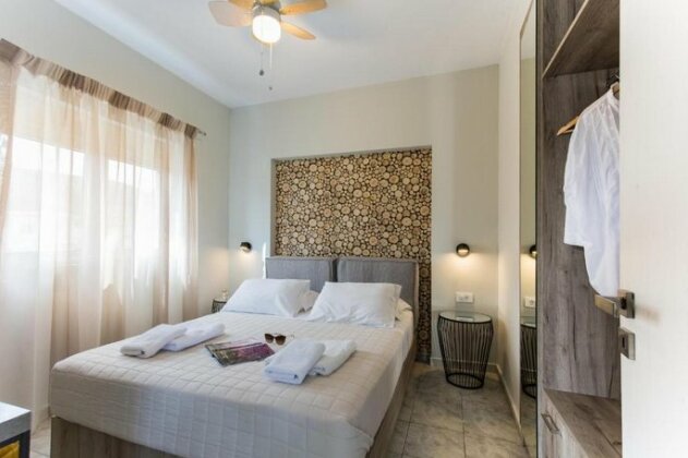 NK Apartments Platanos - Photo4