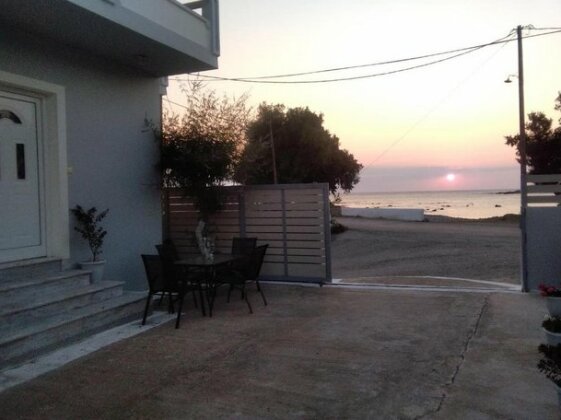 Sea Side House Rapanas - Photo3
