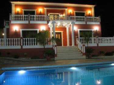 Iro Luxury Villa