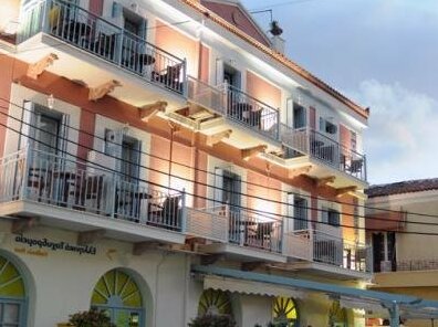 7 Brothers Hotel - Photo2