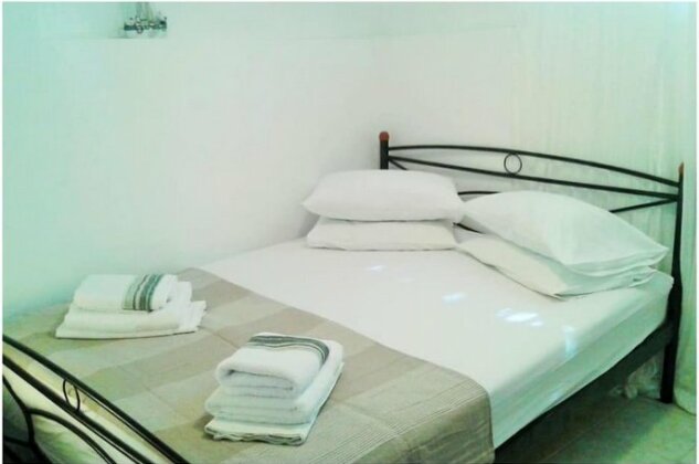 Central Studio on Poros - Photo3