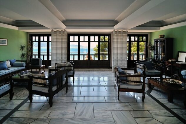 Golden View Poros - Photo4