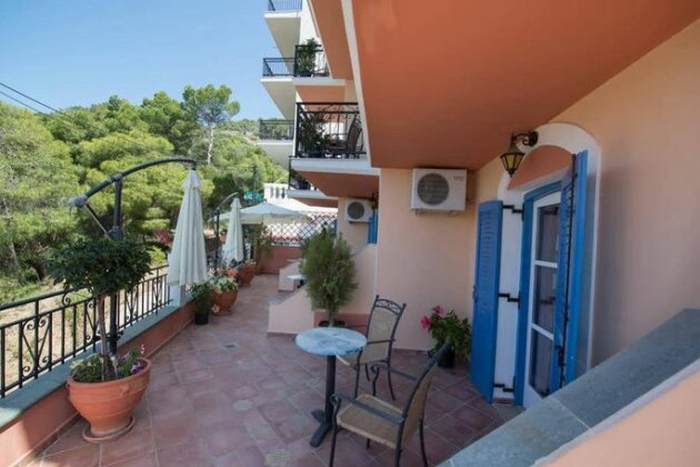 Maria Studios Poros - Photo4