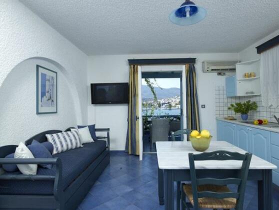 Nikis Village - Photo4