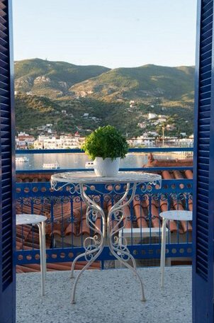Poros Home - Photo2