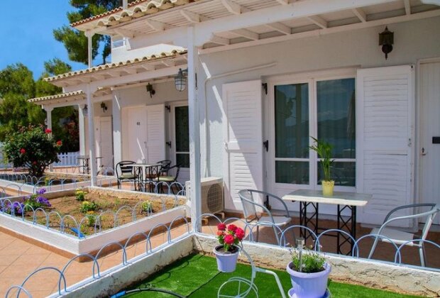 Theodora Rooms - Photo2