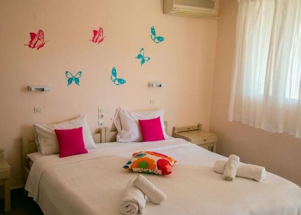 Theodora Rooms - Photo4
