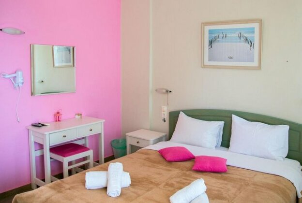 Theodora Rooms - Photo5