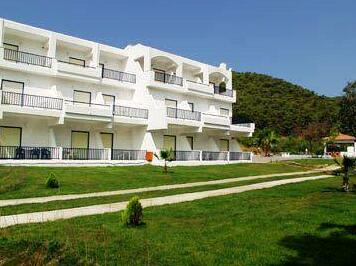 Vassilis Studios Poros - Photo3