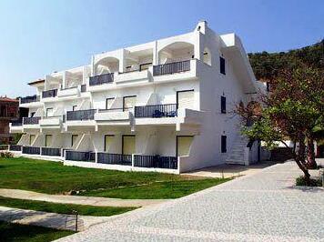 Vassilis Studios Poros - Photo4