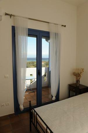 Iro Country Houses - Photo5