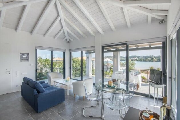 Minimal Sea View Maisonette - Photo4