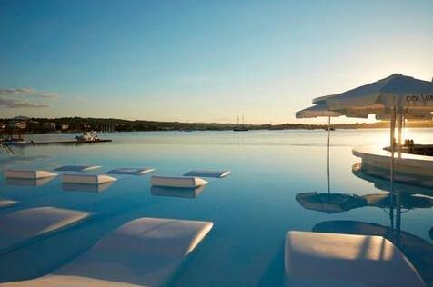 Nikki Beach Resort & Spa - Photo2