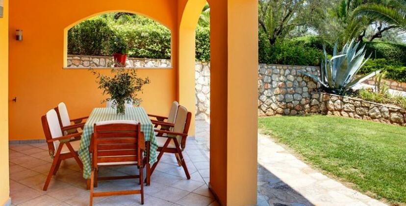 Nymfes Villas - Photo3