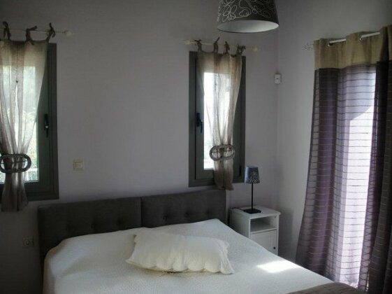 Porto Heli Villas & Studios - Photo5