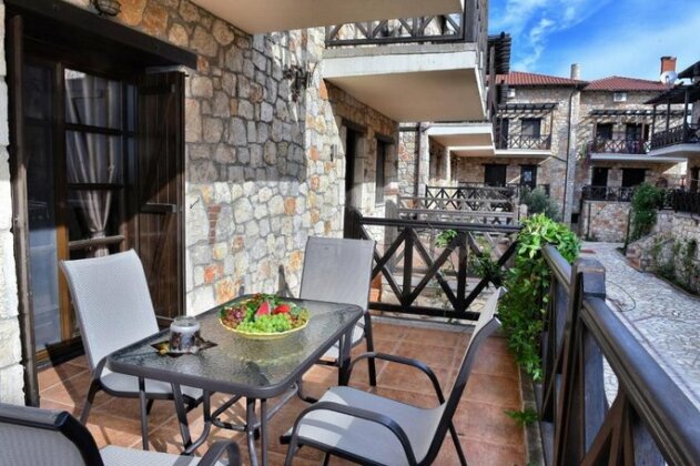 Zachariou Stone Villas - Photo5
