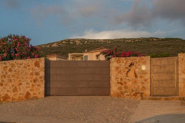 Blue Horizon Pylos - Photo2