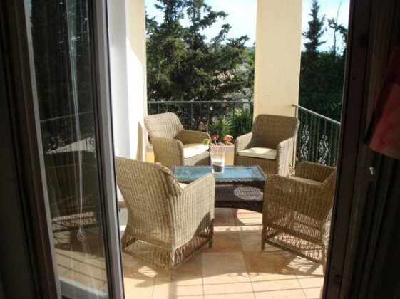 Countryside flat next to airport/Rafina port - Photo2