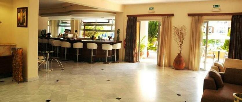 Chrispy Palace - Photo3