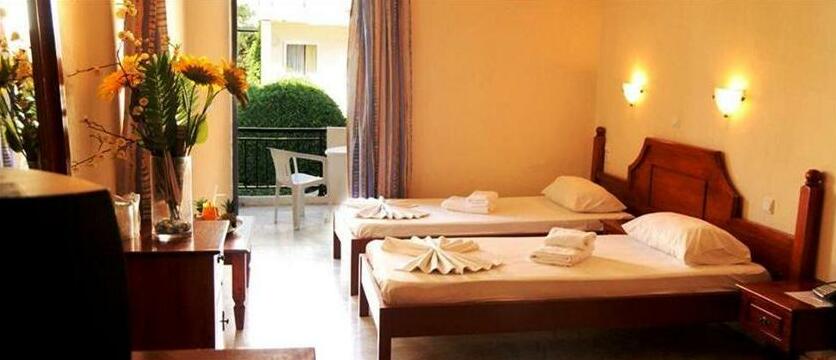 Chrispy Palace - Photo5