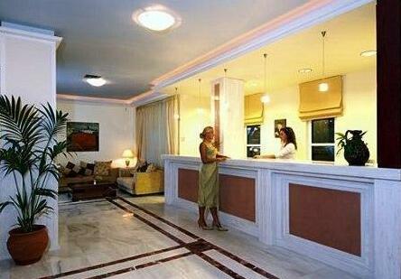Selini Suites - Photo4