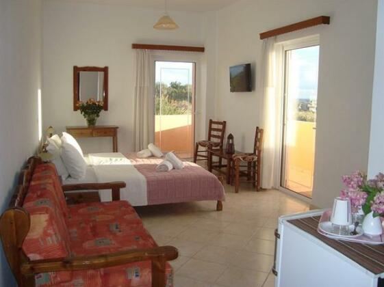 Athina Rethymno - Photo3